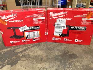 Milwaukee PACKOUT 22.3 in. Black Resin Racking Kit with Metal Reinforced Frame and Integrated Handle (good condition) review all pictures