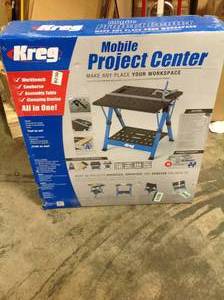 Kreg 2.6 ft. Portable Workbench (good condition) review all pictures