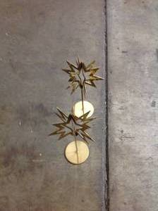 2 Decor Items (in good condition) review all pictures