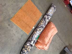 Lot of 2 Rugs, Blanket (good condition) review all pictures