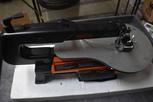 Scroll saw