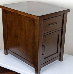 lot 23 image: End Table with Drawer and Cabinet - Very Useful
