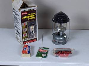 lot 106 image: Coleman Unleaded Gasoline Lantern