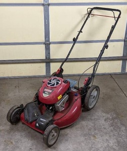lot 120 image: Power Propelled 22 Craftsman Lawn Mower