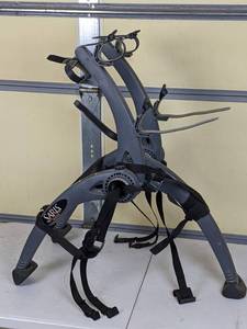 lot 131 image: Saris Bike Rack