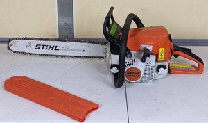 lot 17 image: STIHL MS250C Chainsaw Rollomatic E