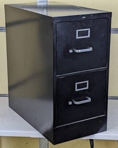 lot 143 image: HON Two Drawer Black Filing Cabinet
