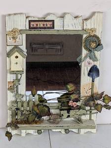 lot 65 image: Charming Gardener Themed Wall Mirror
