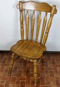 lot 71 image: Vintage Wood Dining Chair - Classic