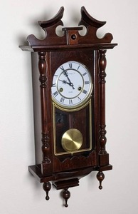 lot 60 image: Kassel Alaron 31 Day Winding Chime Wall Clock