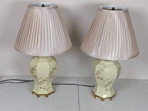 lot 85 image: Pair of Floral Pattern Table Lamps