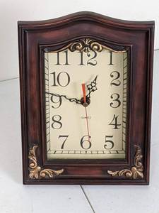lot 118 image: Picture Frame Quartz Table Clock