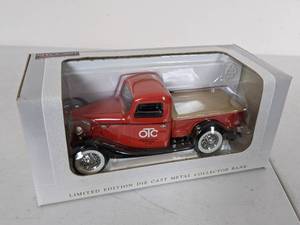 lot 130 image: NEW OTC Die Cast 1935 Ford Pick-Up Truck