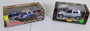 lot 134 image: New in Box Pair of Die Cast Cars Mercedes-Benz M-Class and Racing Stock Car