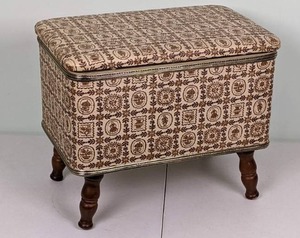 lot 47 image: Adorable Padded Stool w Storage