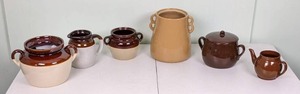 lot 92 image: Assorted Ceramic Bean PotsPottery - McCoy, Red Wing, and more