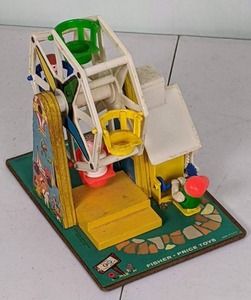 lot 146 image: Vintage 1960s Fisher Price Musical Ferris Wheel with 2 Riders
