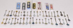 lot 189 image: Huge Collection of Mini Collectable Vintage Spoons and Forks