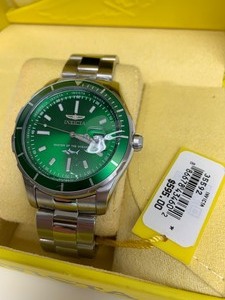 lot 15 image: Brand New INVICTA Pro Diver Green Dial Stainless Steel Mens Watch