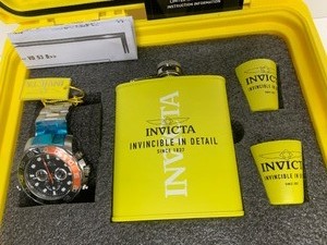lot 24 image: Brand New INVICTA Limited Edition Watch & Case wFlask & Shot Glasses. Pro Diver Stainless Steel Mens Watch