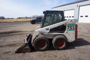 Late 1990s Bobcat Model 753 F Series Skid Loader Skid Steer