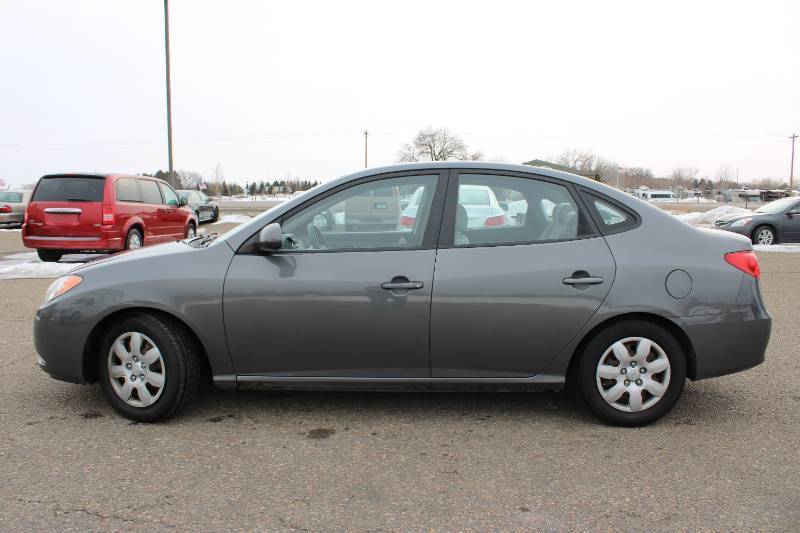 lot 12 image: 2008 Hyundai Elantra SE - 2 OWNERS