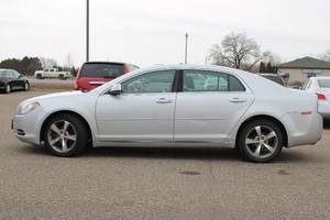 lot 17 image: 2011 Chevrolet Malibu