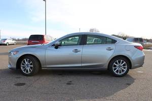 lot 5 image: 2014 Mazda 6 Sport - 1 OWNER