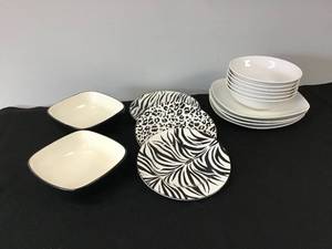Dishware Set