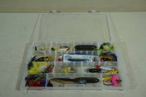 lot 208 image: Plastic Tray of Fishing Lures - Large, Spoons