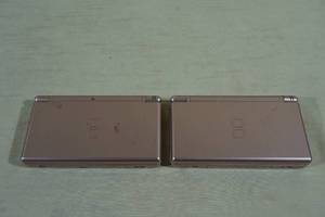 lot 268 image: Nintendo DS Lite Game Systems