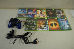 lot 274 image: Microsoft XBOX Games and Controller