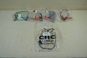 lot 35 image: Magnetic Neckband Glasses