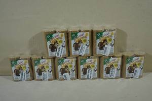 lot 58 image: Sweet Corn Squirrel Logs