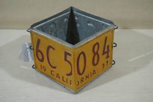 lot 71 image: CTW License Plate Desktop Organizer Box