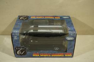 lot 76 image: Highway 61 1974 Chevy Custom Van 116 Scale Die Cast