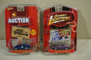 lot 82 image: Johnny Lightning Die Cast Cars - Corvette, Charger