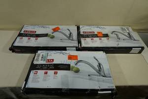 lot 97 image: Delta Classic Kitchen Faucets