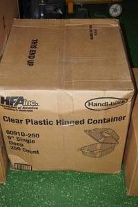 lot 159 image: 250 Handi-Lock Clear Plastic Hinged Containers