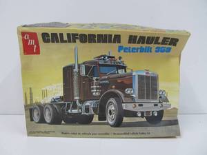lot 10 image: Vintage AMT California Hauler Peterbilt 359 Super Semi