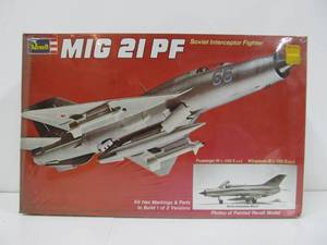 lot 18 image: Vintage Revell MIG 21 PF
