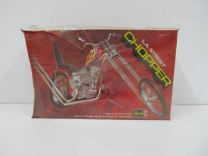 lot 21 image: Larger Vintage Revell L.A. Street Chopper