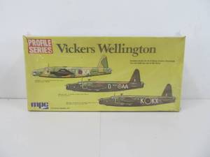 lot 35 image: Vintage MPC Profile Series V. Wellington