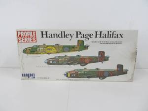 lot 38 image: Vintage MPC Profile Series Handley Page Halifax