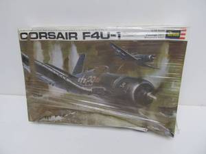 lot 93 image: Vintage Revell F4U-1 Corsair