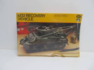 lot 106 image: Vintage Testors US Army M32 Recovery Vehicle