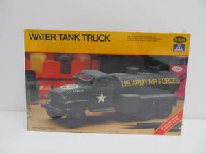 lot 105 image: Vintage Testors US Army Water Tanker Truck