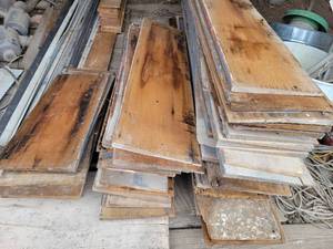 lot 1 image: Large Lot of Recovered Red Cedar Siding - 61 Pieces up to 5 Long - See Description