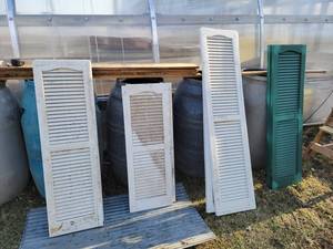 lot 346 image: Lot of (8) Vinyl Decorative Shutters - See Description