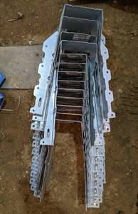 lot 48 image: (30) Dual 2x10 Slant Nail Joist Hangers Part No. JUS210TZ